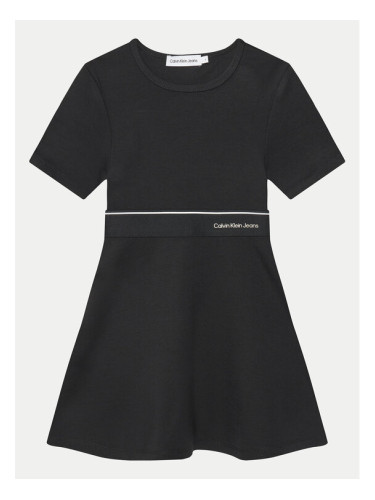 Calvin Klein Jeans Ежедневна рокля Logo Tape IG0IG02310 M Черен Regular Fit