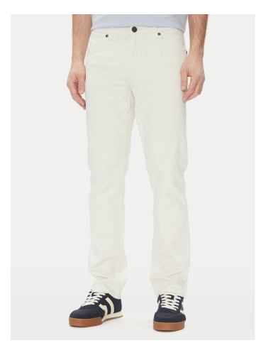 Wrangler Дънки Greensboro 112362435 Бежов Straight Fit