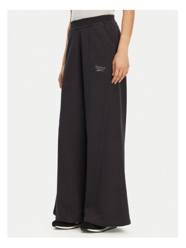 Reebok Долнище анцуг 100214071 139-18-00 Черен Regular Fit