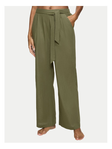 Triumph Текстилни панталони Summer 10222571 Зелен Relaxed Fit