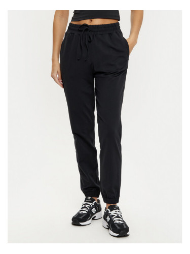 Girlfriend Collective Долнище анцуг ReSet 6016 Черен Slim Fit