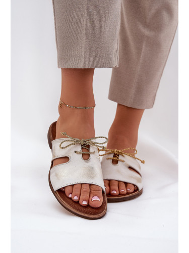 Zazoo Дамски кожени сандали на нисък ток Зазу 3022 златисти намачкани