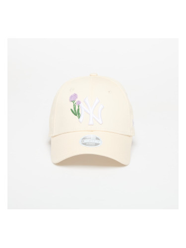 Шапка New Era New York Yankees Womens MLB Beaded 9FORTY Adjustable Cap Light Cream Universal
