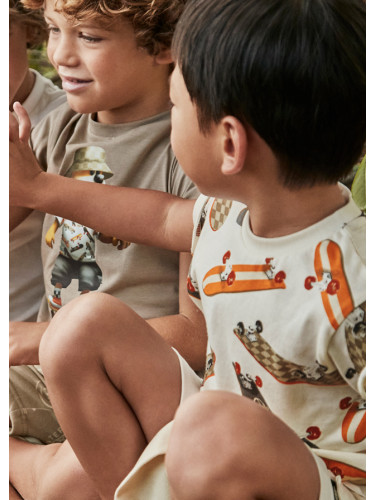 Детска тениска с щампа скейтборди в бял цвят Mayoral