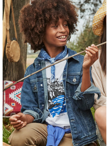 Детска тениска в бял цвят със синя щампа Mayoral