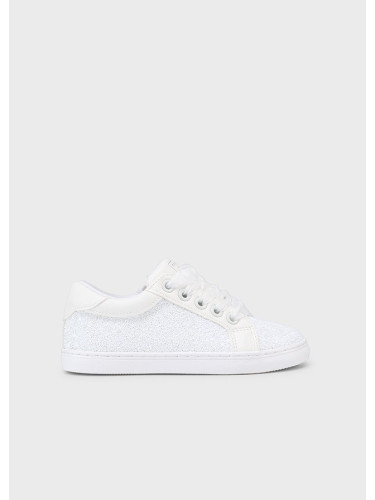 Брокатени кецове в бяло и сребристо Mayoral