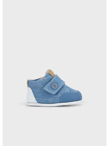 Бебешки кожени обувки в син цвят Mayoral