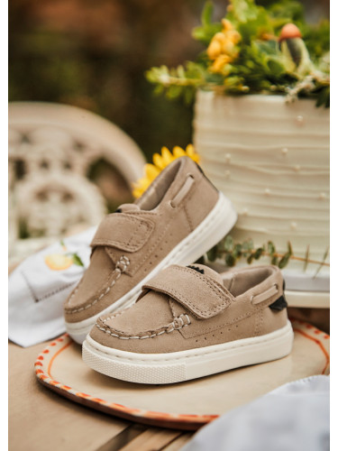 Елегантни бебешки мокасини в бежово Mayoral