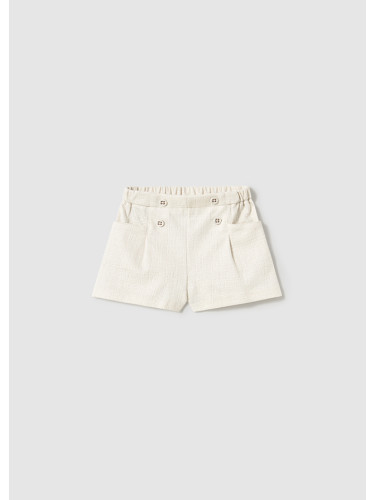 Бебешки къс панталон в цвят екрю с басти Mayoral