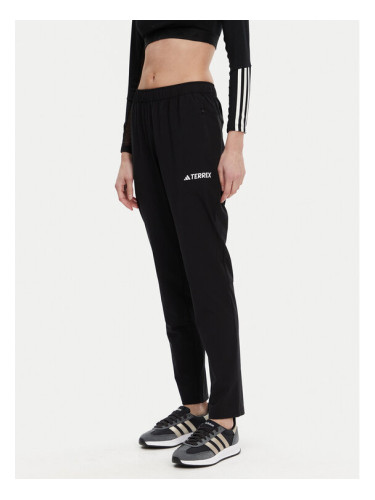 adidas Outdoor панталони Multi Essentials JP0806 Черен Regular Fit