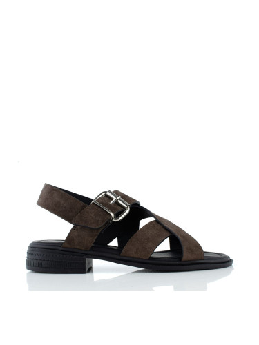 Равни дамски велурени сандали в кафяво w580