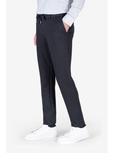 Мъжки панталон тип джогър в тъмносин цвят