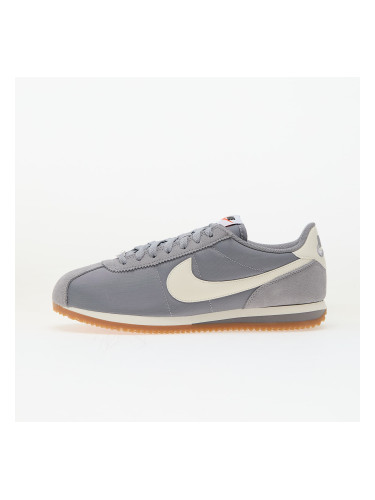 Сникърси Nike W Cortez Textile Cement Grey/ Sail-Gum Light Brown EUR 35.5