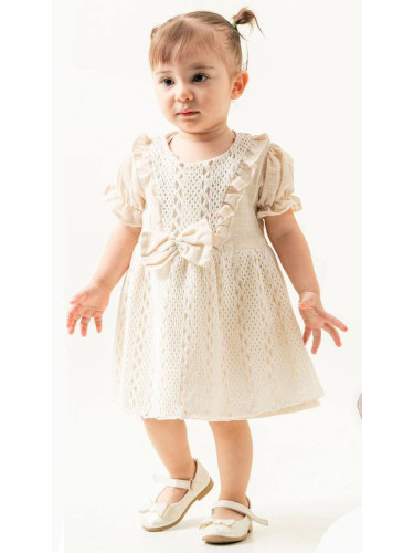 Бебешка рокля с къс ръкав от дантела в екрю и бежово с панделка и къдр