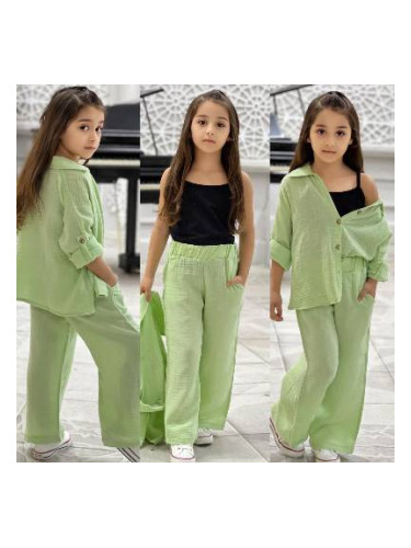 Комплект за момиче от 3 части в зелено - релефна риза с камъни и панта