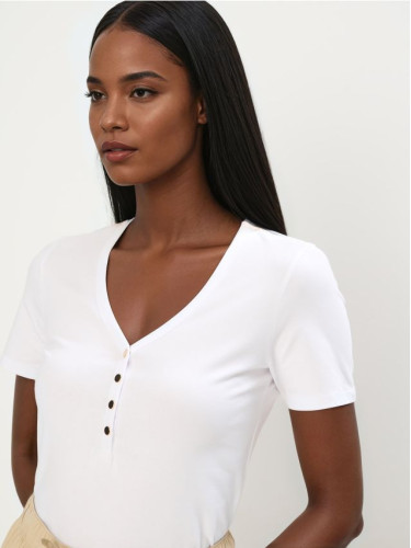 Mohito - Тениска с остро деколте - бяло