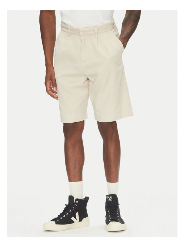 Lindbergh Шорти от плат 30-505054 Бежов Wide Fit