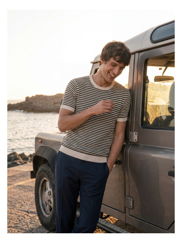 Ombre Men's knitted t-shirt with navy stripes and openwork weave - black and white