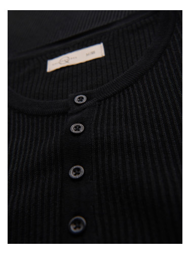 Ombre Men's knitted T-shirt with buttons at neckline - black