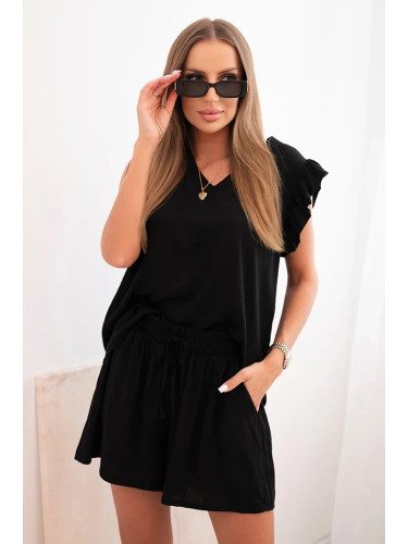 Kesi Włoski Women's set made of viscose, blouse with ruffles and short shorts black