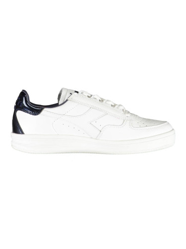 Дамски бели спортни маратонки Diadora