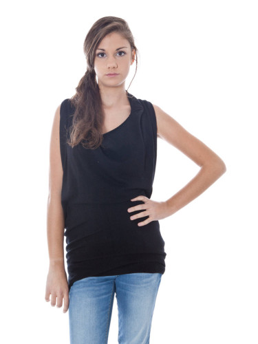 Дамски черен пуловер PHARD