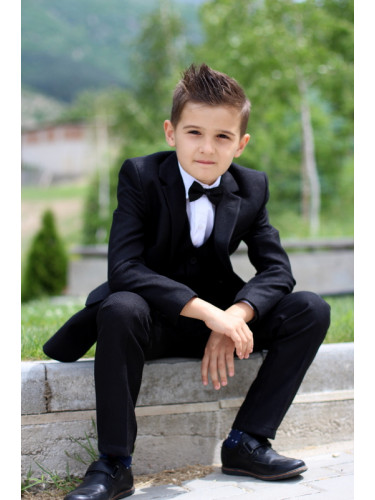 Официален костюм за момче в черно от 5 части със сако