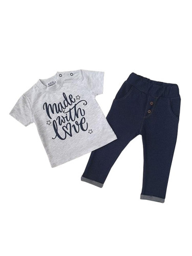Комплект за момче от тениска в сиво и къси панталони в тъмносиньо