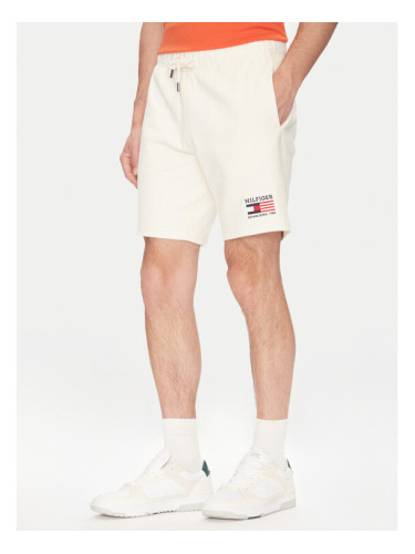 Tommy Hilfiger Спортни шорти American MW0MW39862 Екрю Regular Fit
