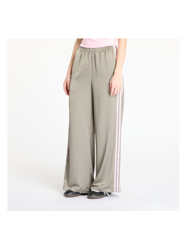 Панталони adidas Originals Wide Leg Joggers Trace Cargo L