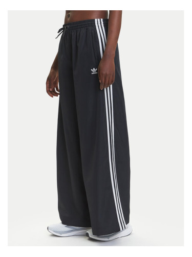 adidas Долнище анцуг adicolor Firebird JD3390 Черен Loose Fit