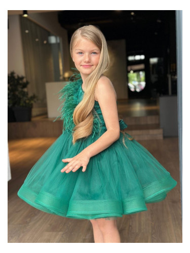 Официална детска рокля в зелено Пепелота с пера от колекция Зелениада