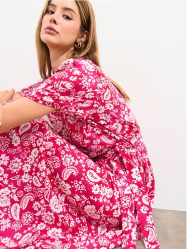 Mohito - Миди рокля от вискоза - фуксия