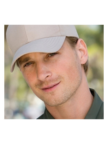 Шапка от рециклиран материал 