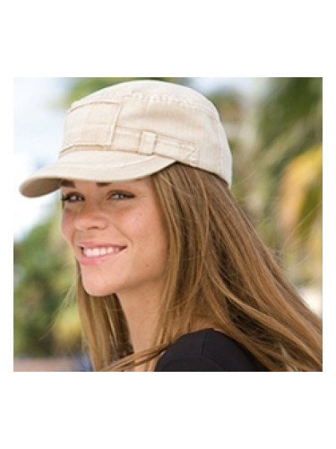 Шапка с козирка