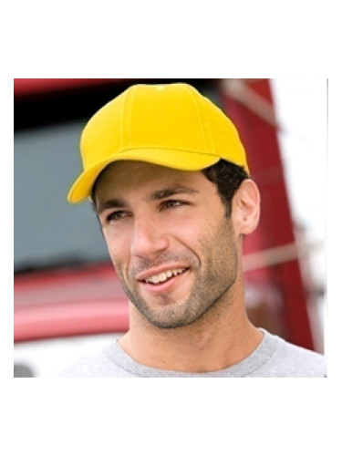 Шапка с козирка