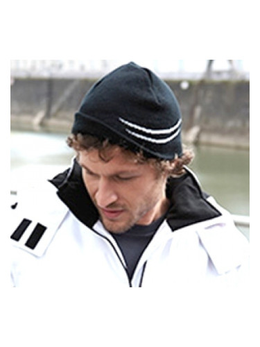 Плетена шапка