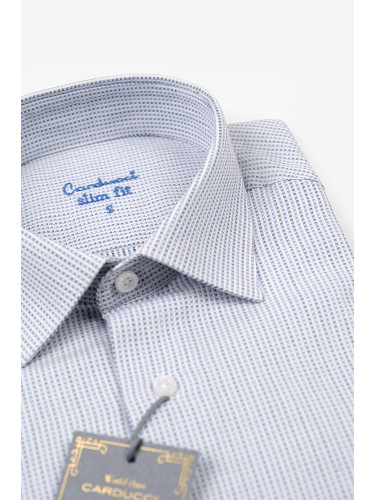 Мъжка риза в светъл тон със ситна текстура