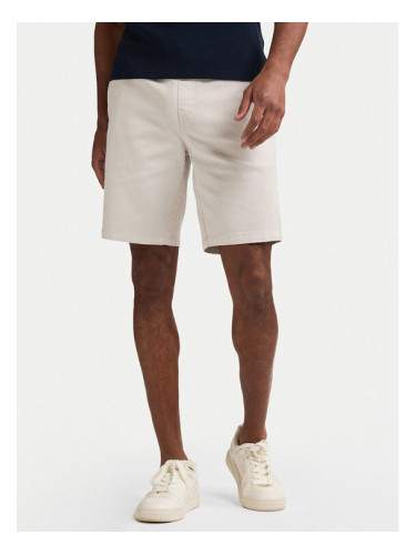 Petrol Industries Шорти от плат M-1050-SHO527 Бял Regular Fit