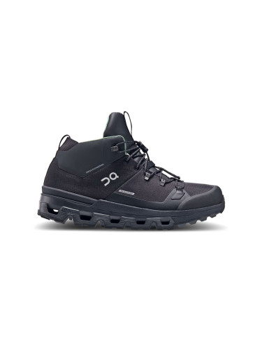 On Running Cloudtrax Waterproof Black 3WD10880553 Жени - Спортни обувки On - Черен - 3WD10880553-4 - Size: 4