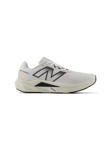 New Balance MFCPRCW5 Мъже - Спортни обувки New Balance - Бял - MFCPRCW5-10 - Size: 10