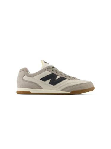 New Balance URC42PMB Unisex - Спортни обувки New Balance - Beige - URC42PMB-7.5 - Size: 7.5