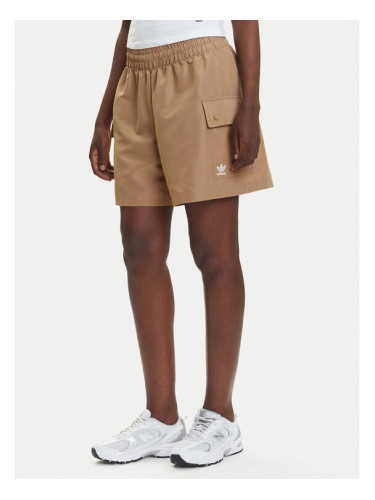 adidas Спортни шорти Essentials Woven JY2612 Бежов Loose Fit