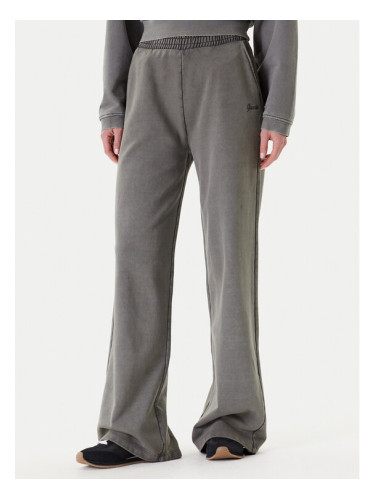 Guess Долнище анцуг V5RB17 KCOS1 Сив Regular Fit