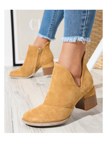 Resti Camel women's insulated boots on the Karela post - Footwear