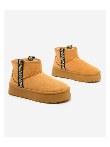 Resti Women's short boots a'la snow boots with ornament Erititta