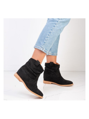 Resti Black boots a'la cowgirls on a covered anchor Daressco - Footwear