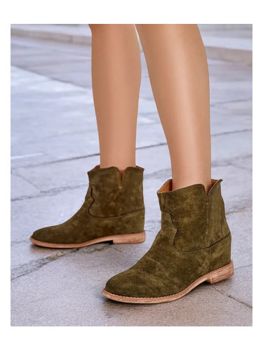 Resti Cowboy-style ankle boots on a covered wedge Blueston
