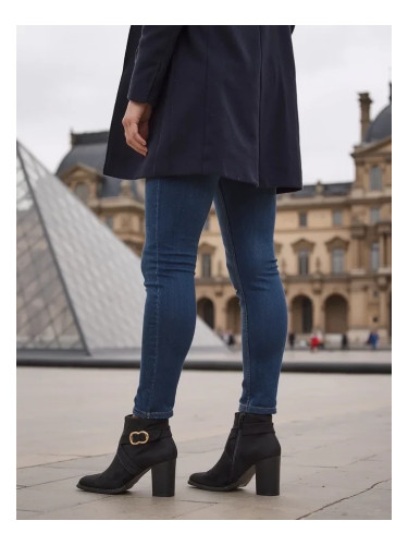 Resti Women's ankle boots on a heel Lomie