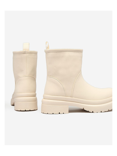 Resti Beige matte women's boots with thicker sole Holeopi